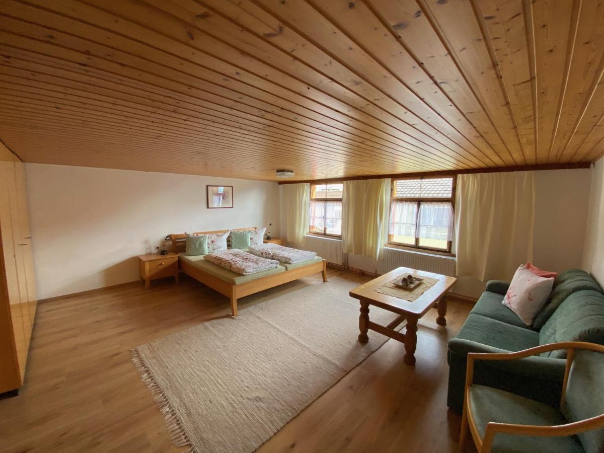 Ferienhaus Rosinas Dreiländerblick